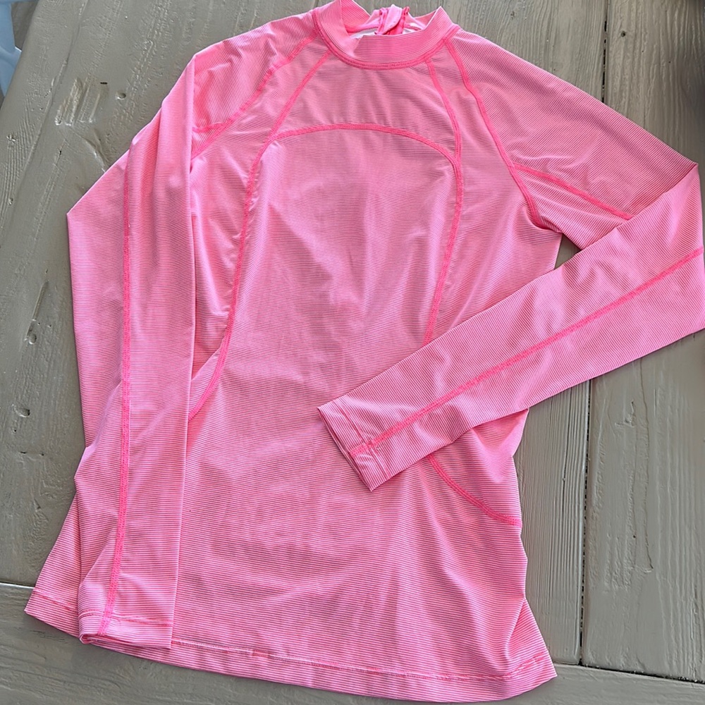 Lululemon top